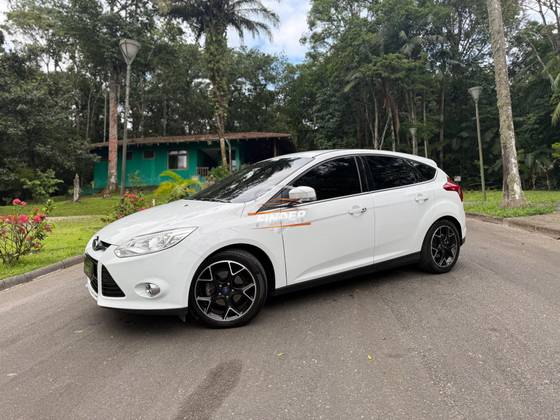 FORD FOCUS 2.0 TITANIUM 16V FLEX 4P POWERSHIFT
